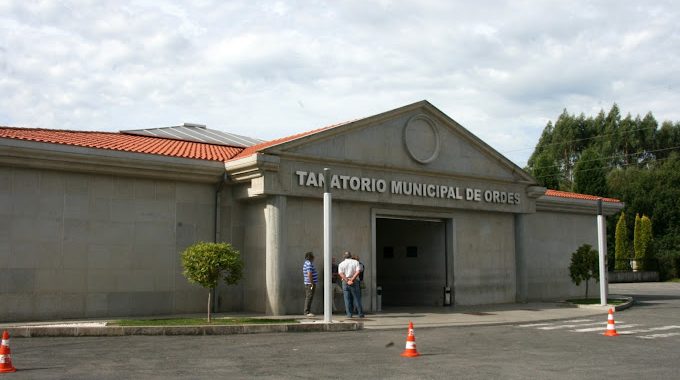 Tanatorio de Ordes